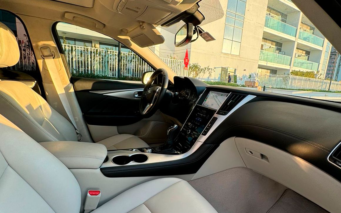 Infiniti Q50 - image 6