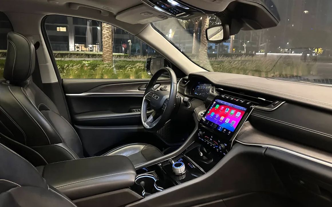 Jeep Cherokee - image 9