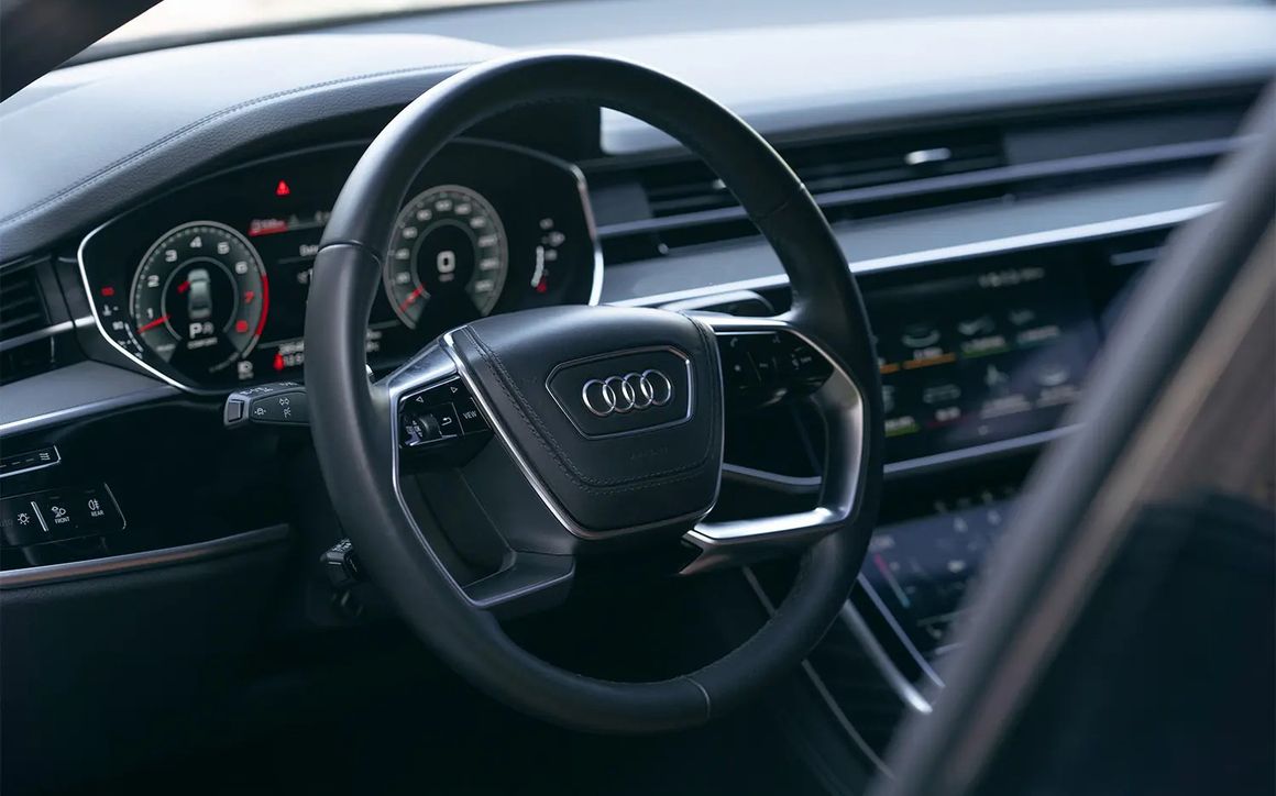 AUDI A8 - image 9