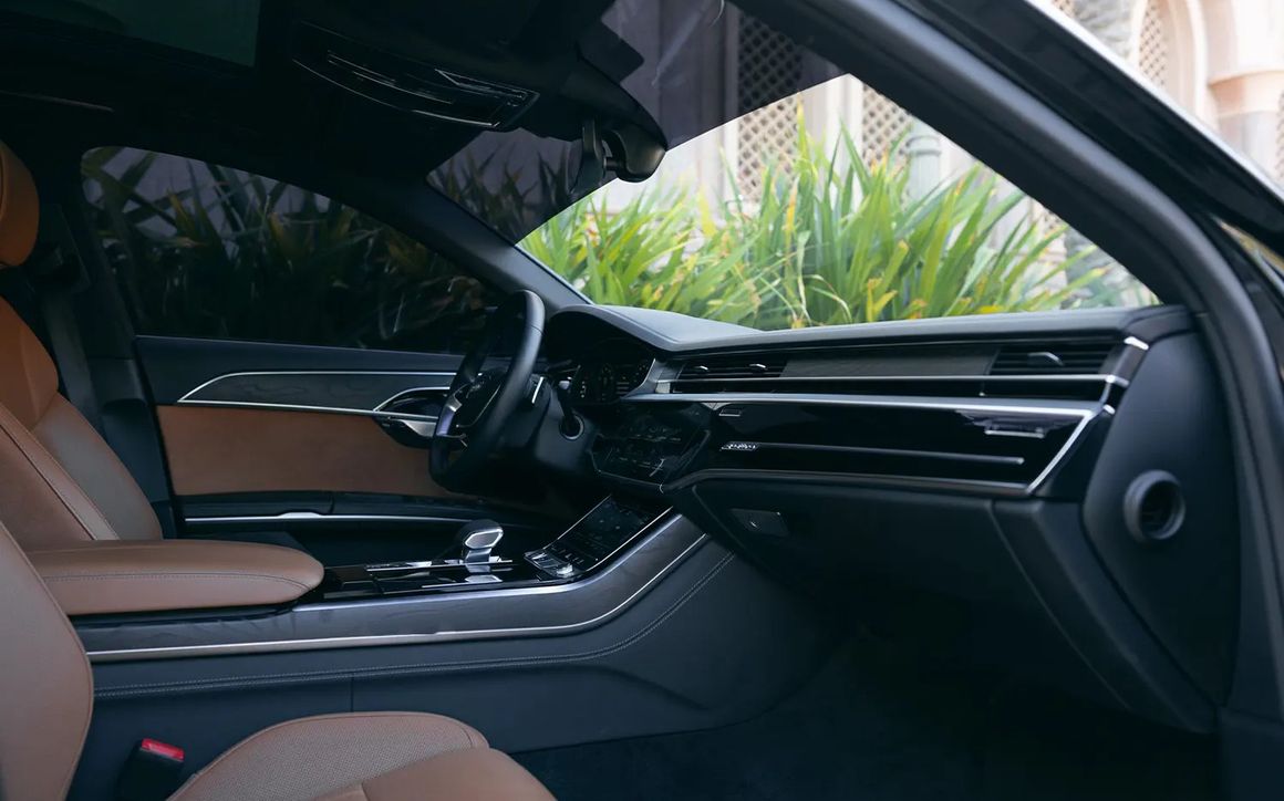 AUDI A8 - image 7
