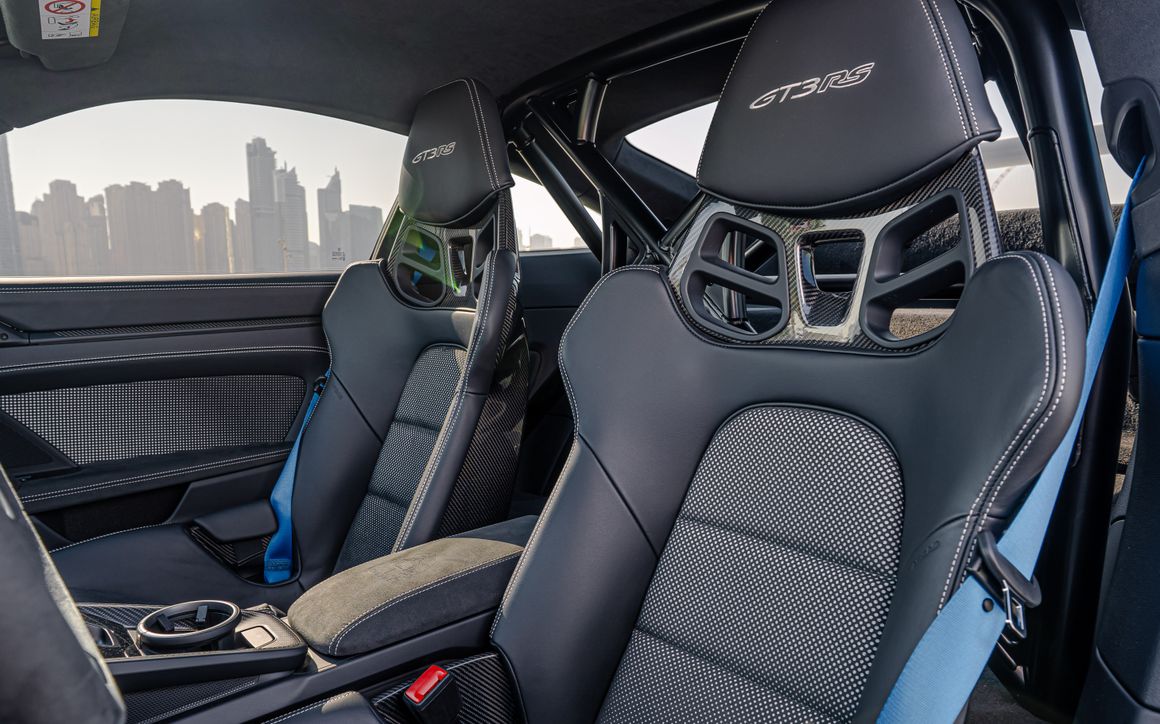 PORSCHE 911 GT3 RS - image 11
