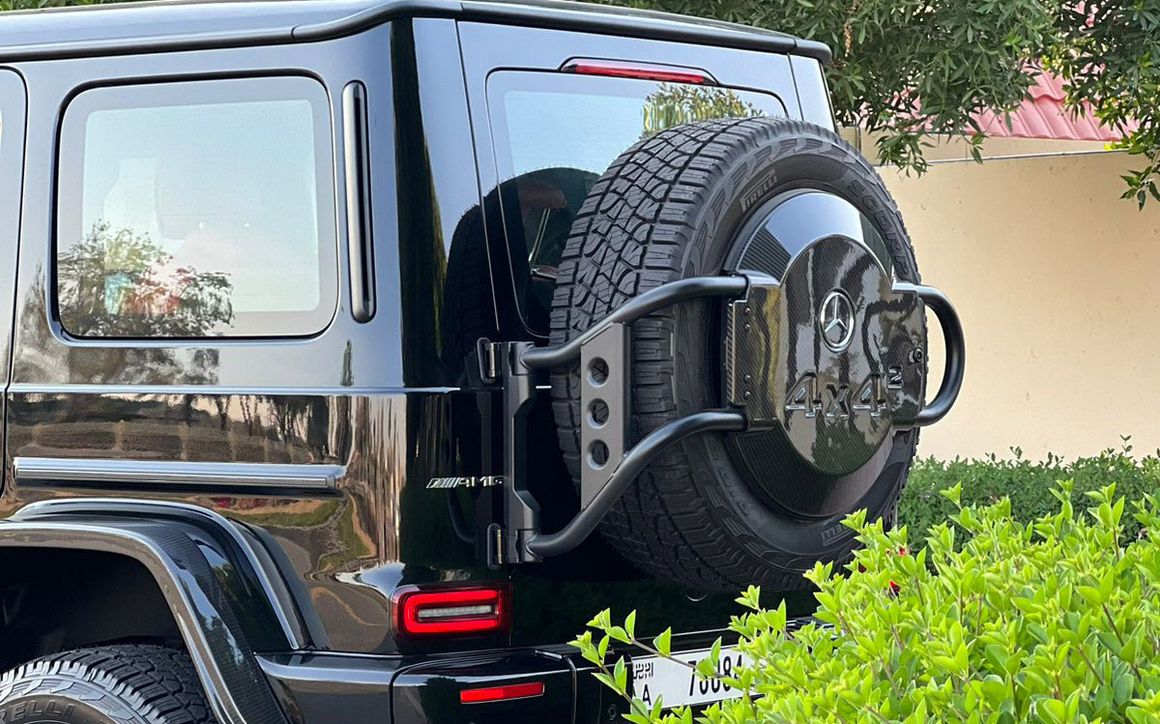 MERCEDES G63 4x4 - image 8
