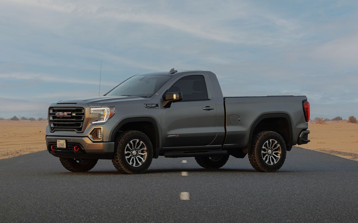 GMC Sierra 1500 - image 1