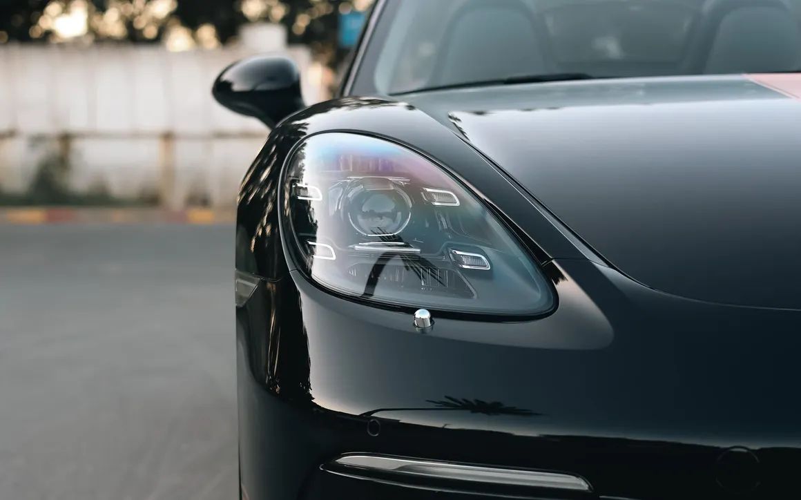 Porsche Boxster 718 Convertible Black - image 11