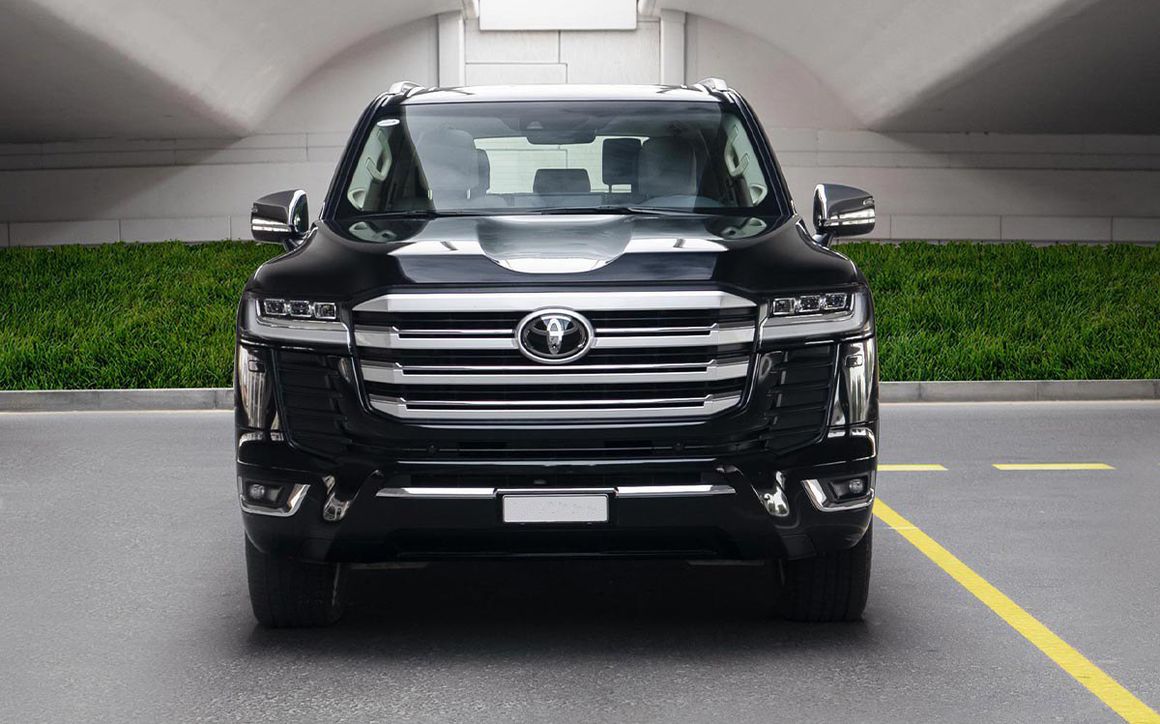 TOYOTA LAND CRUISER - image 2