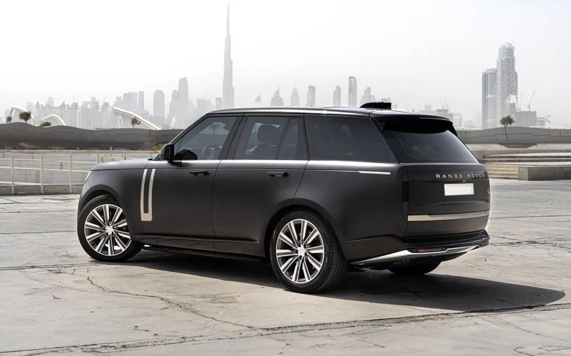 RANGE ROVER HSE P530 V8 - image 3
