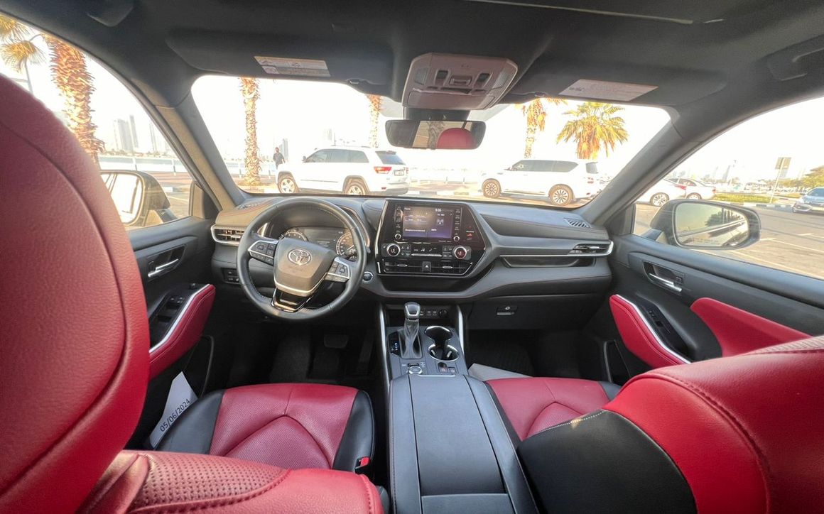 TOYOTA HIGHLANDER - image 8