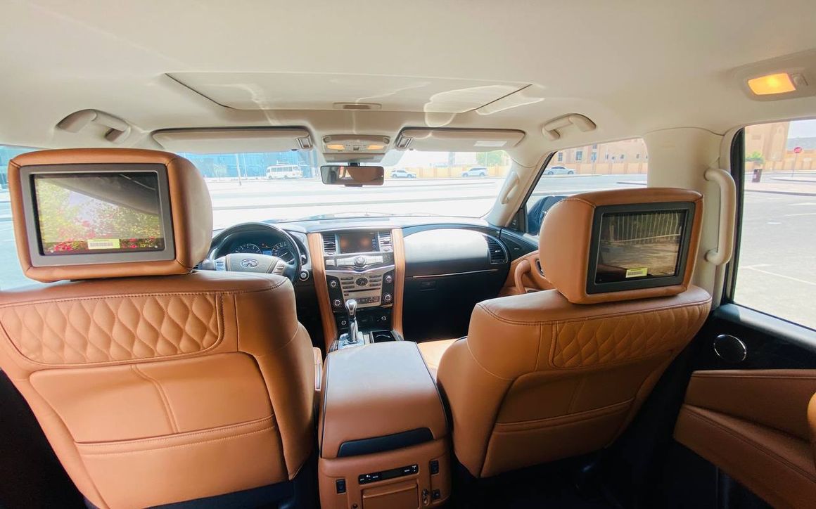 Infiniti QX80 - image 20
