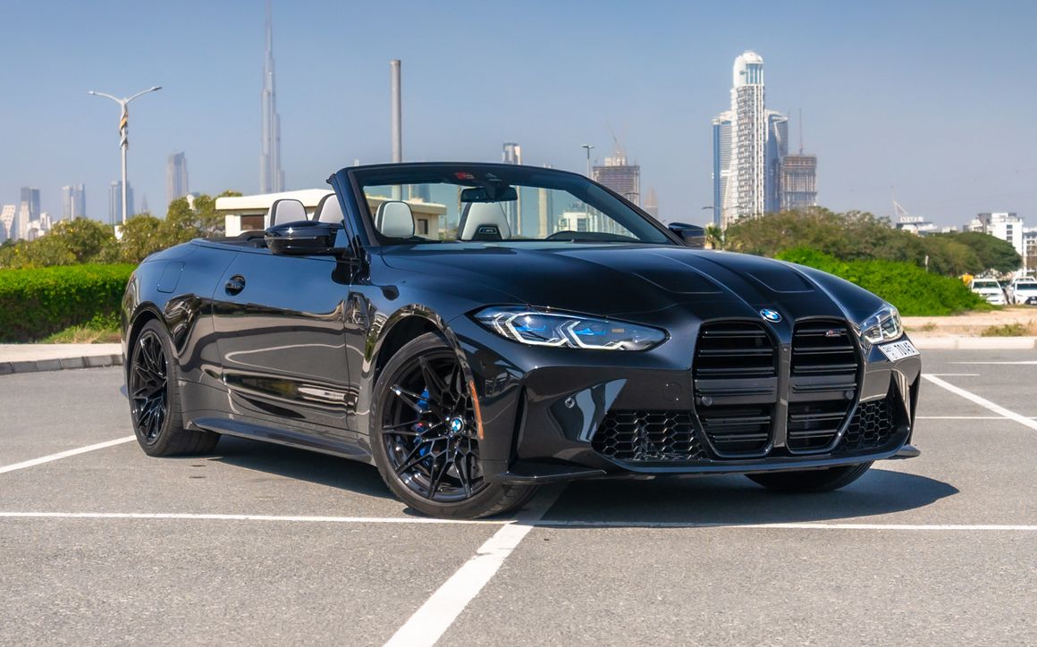 BMW M4 Competition Convertible - image 7