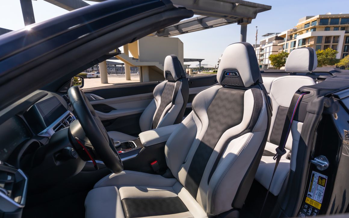 BMW M4 Competition Convertible - image 15