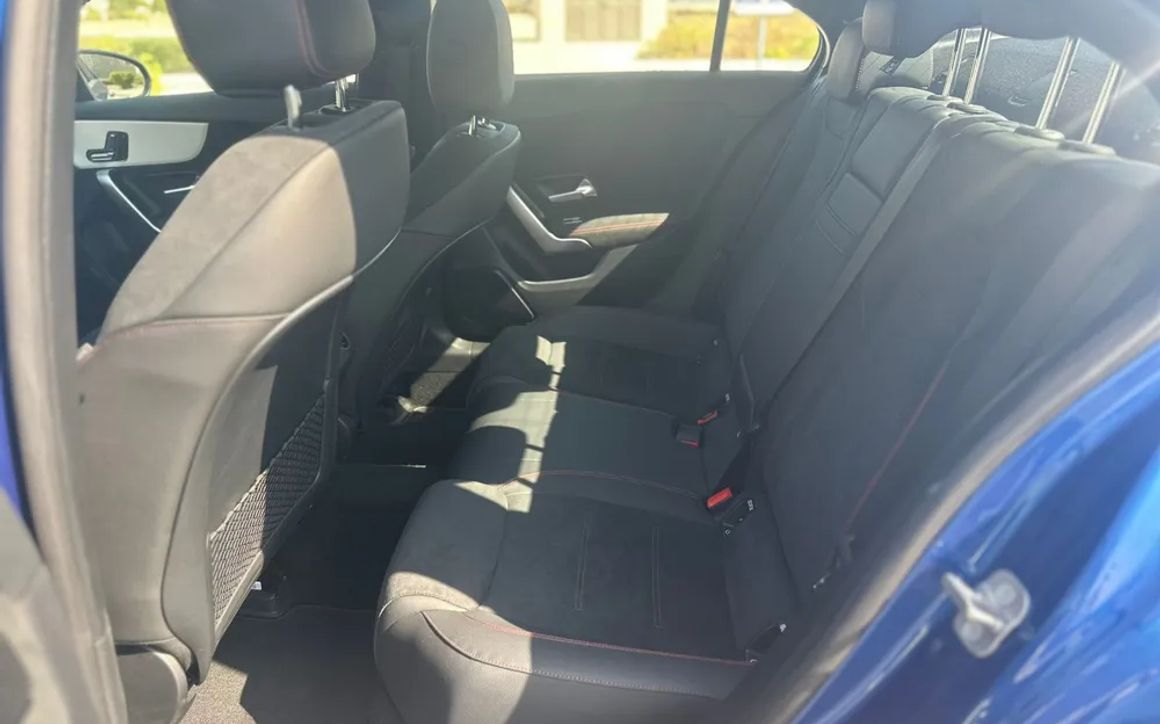 MERCEDES A220 - image 11