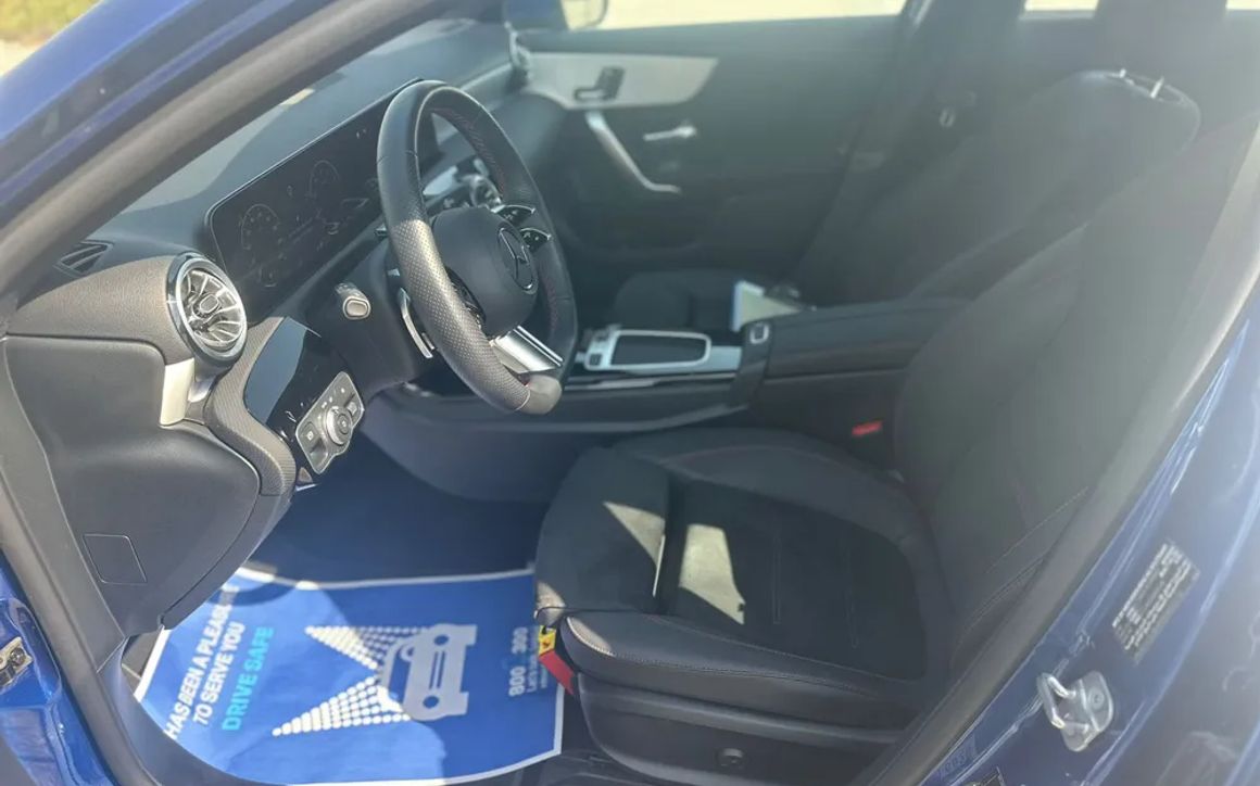 MERCEDES A220 - image 10