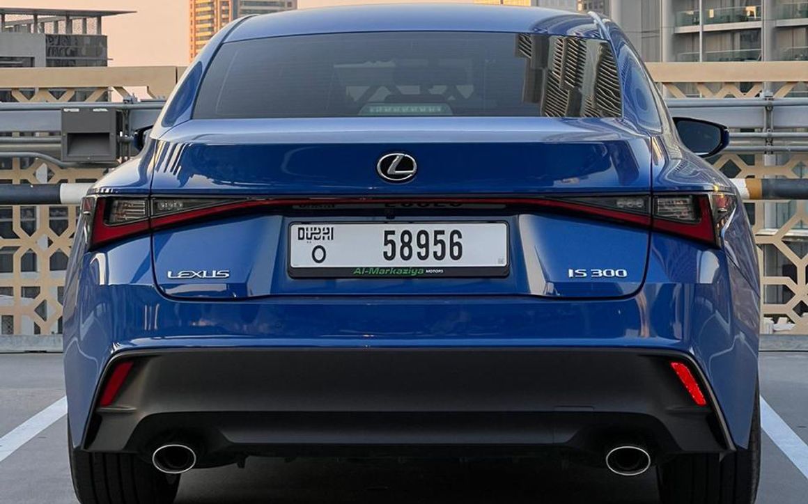 Lexus IS300 - image 6
