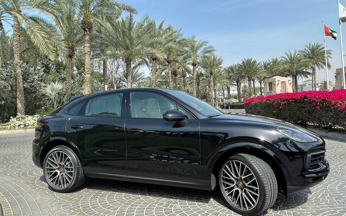 PORSCHE CAYENNE - image 4