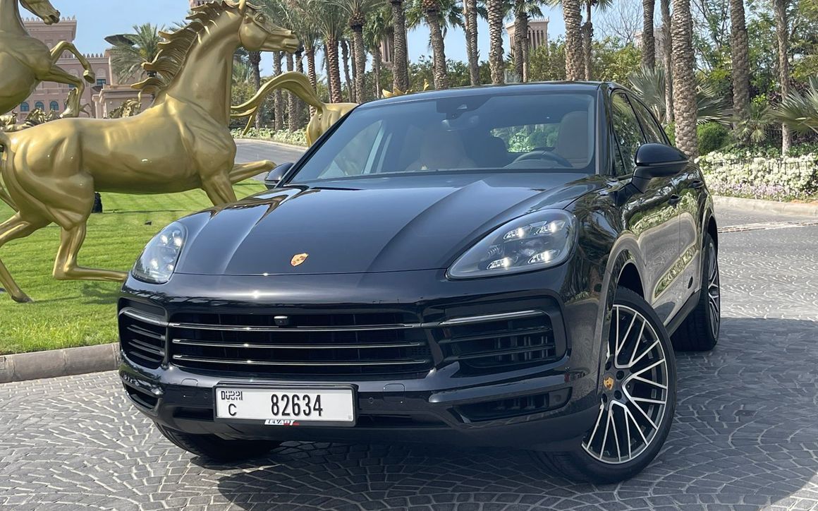 PORSCHE CAYENNE - image 1