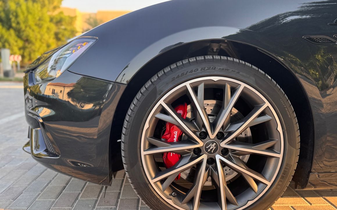 Maserati Ghibli - image 8