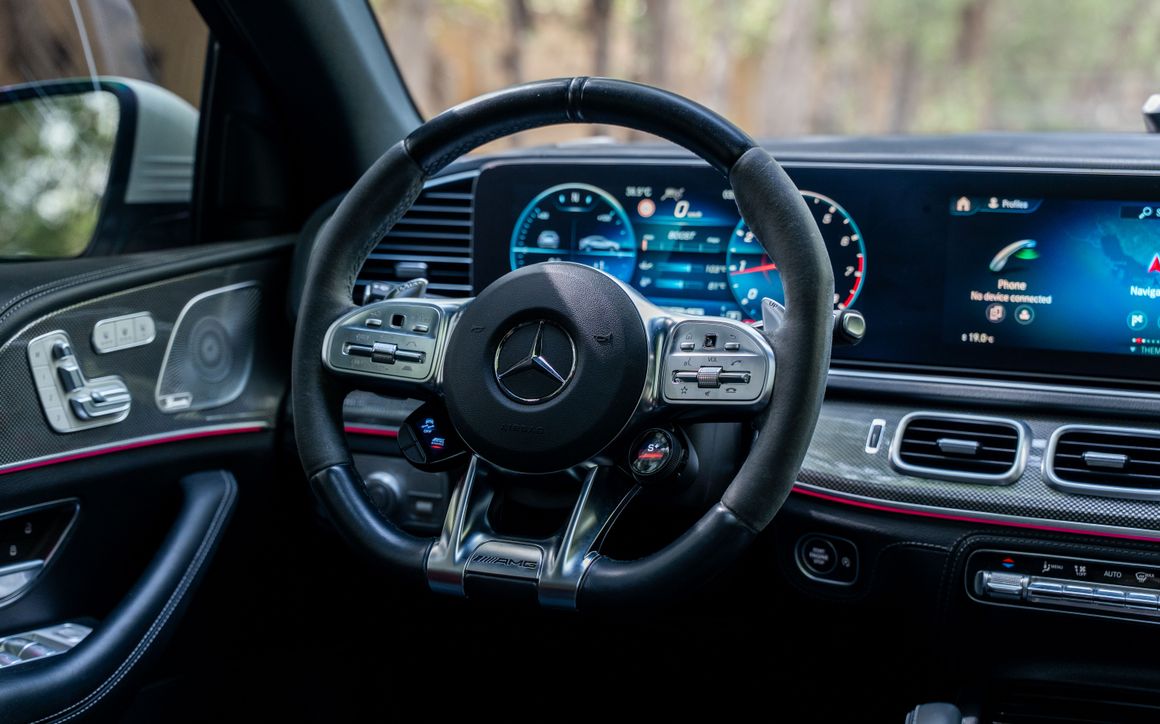 MERCEDES GLE 53 AMG - image 8
