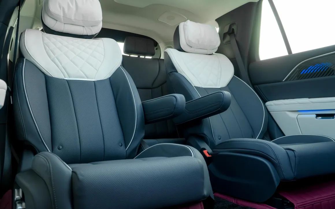 HONGQI EHS9 (EV) - image 8