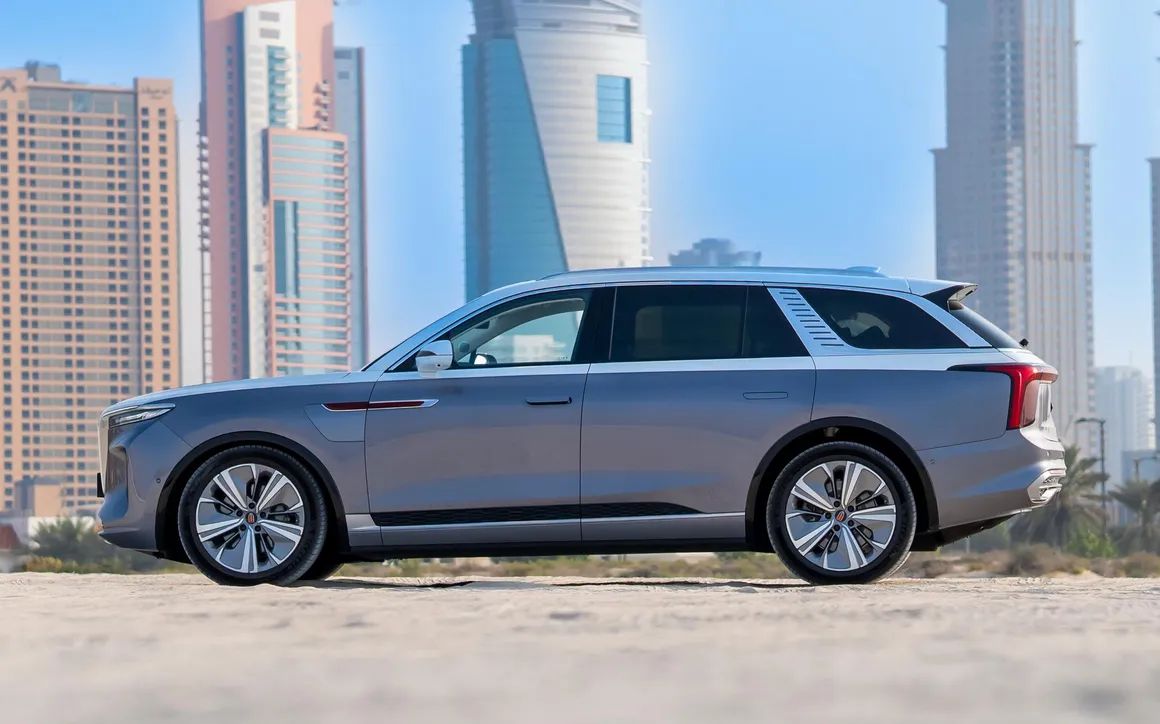HONGQI EHS9 (EV) - image 2