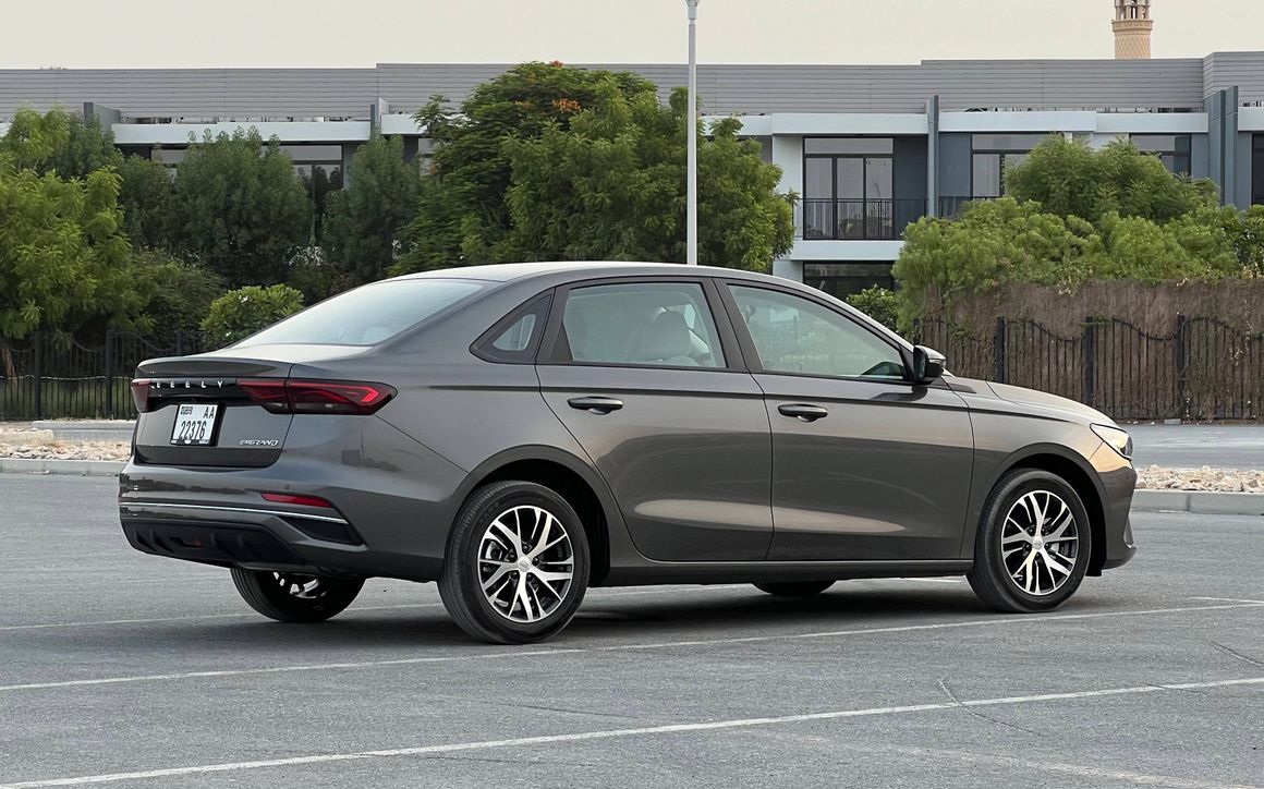 GEELY EM GRAND - image 4