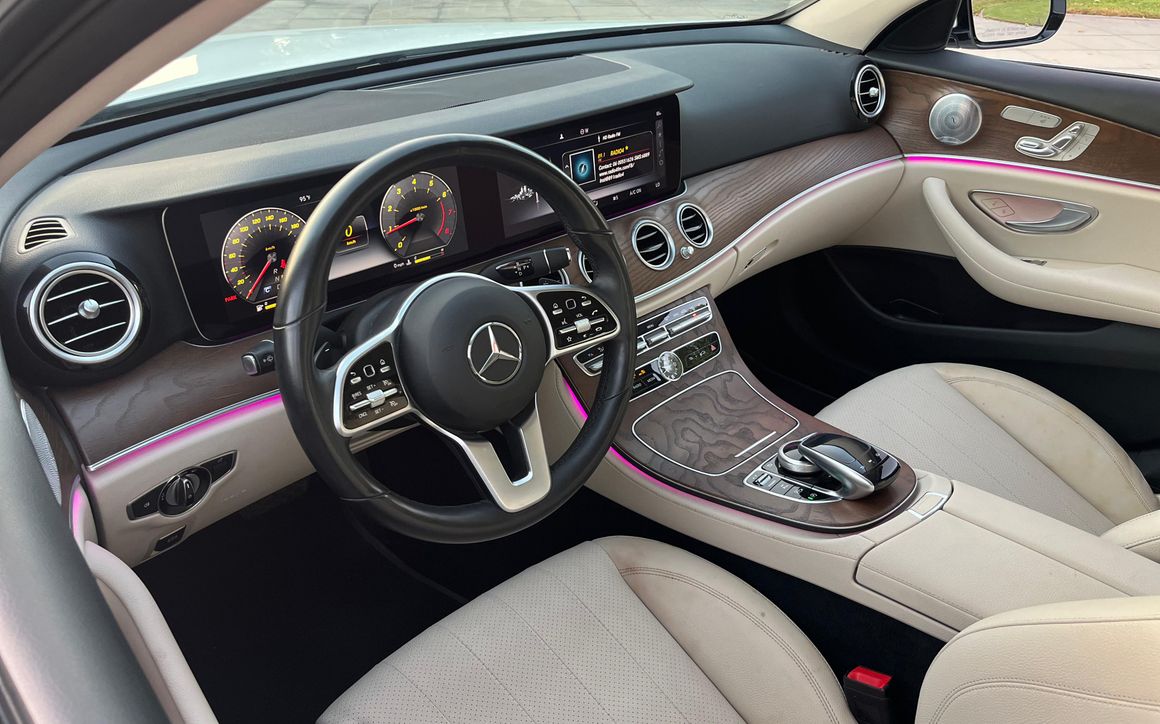 Mercedes E350 - image 7