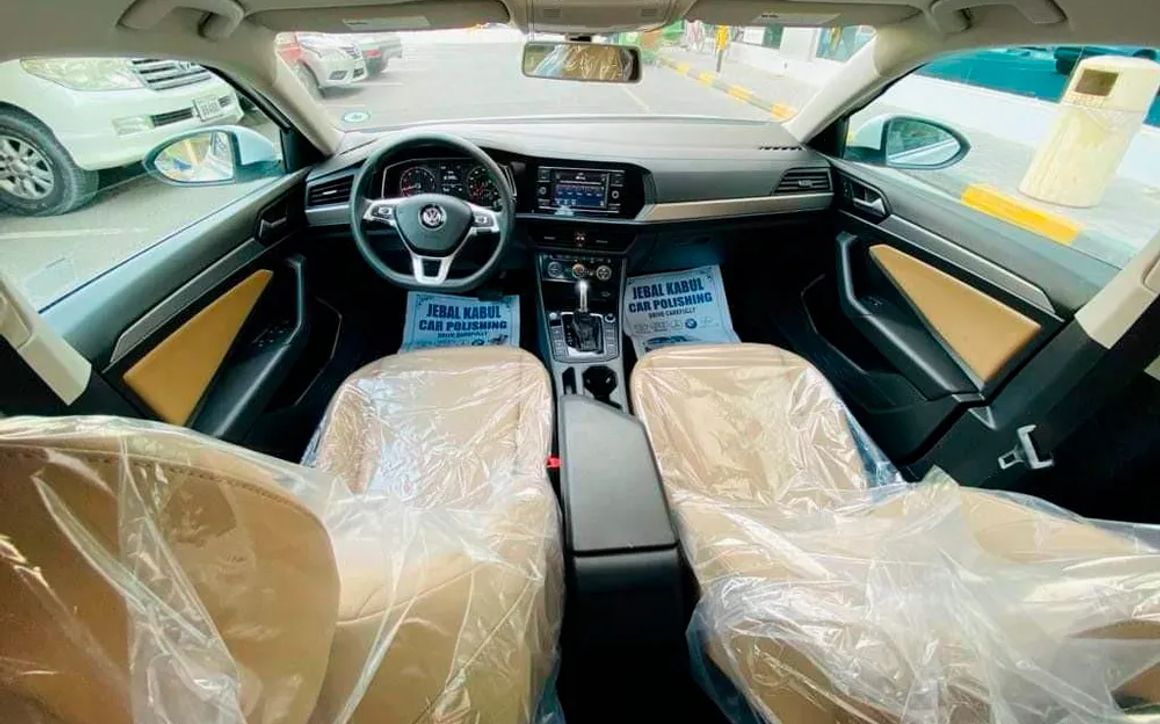 VOLKSWAGEN JETTA - image 5