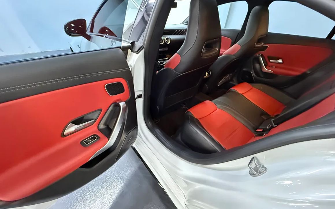 Mercedes-Benz CLA45 AMG - image 10