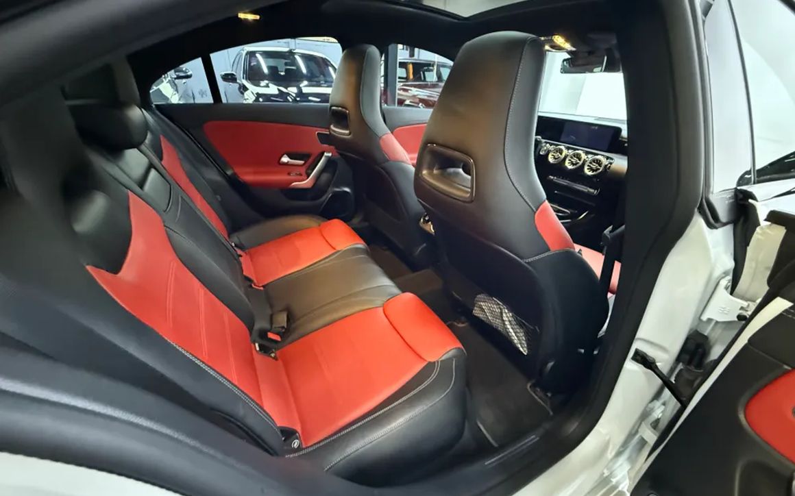 Mercedes-Benz CLA45 AMG - image 9