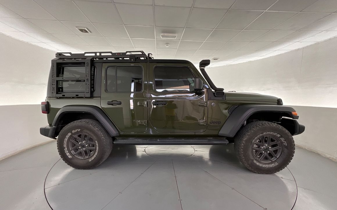 JEEP WRANGLER UNLIMITED SPORT - image 2