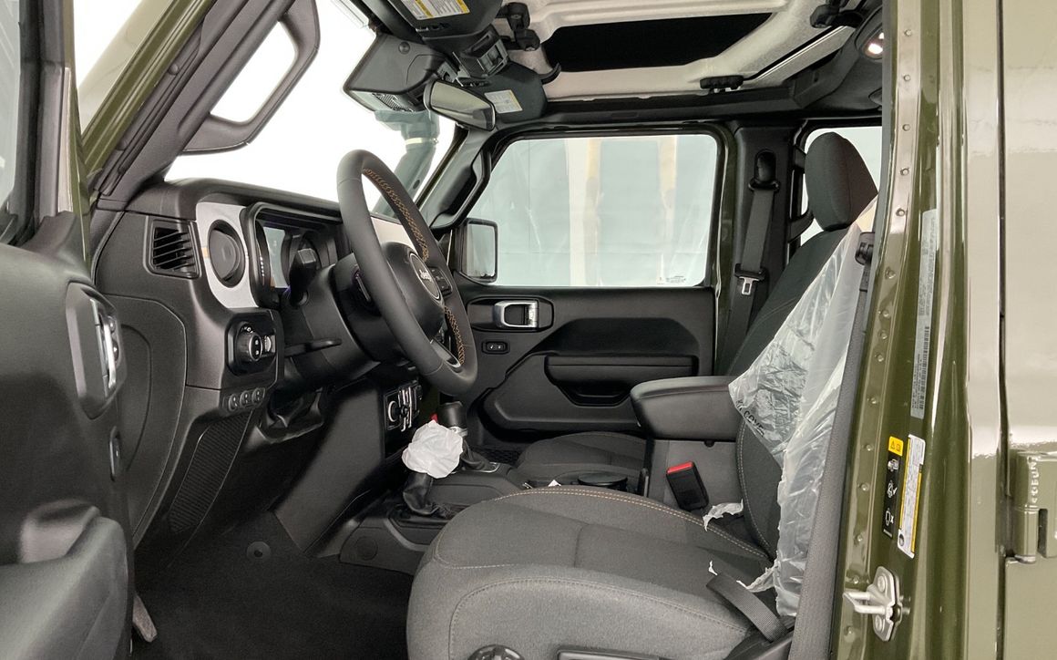 JEEP WRANGLER UNLIMITED SPORT - image 9