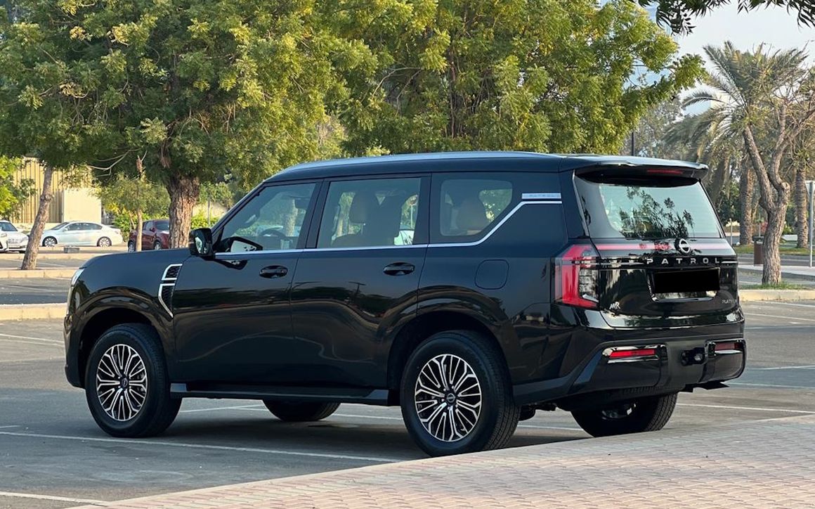 Nissan Patrol - image 3