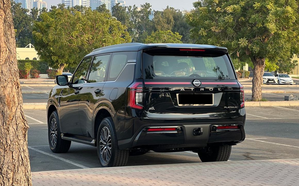 Nissan Patrol - image 4