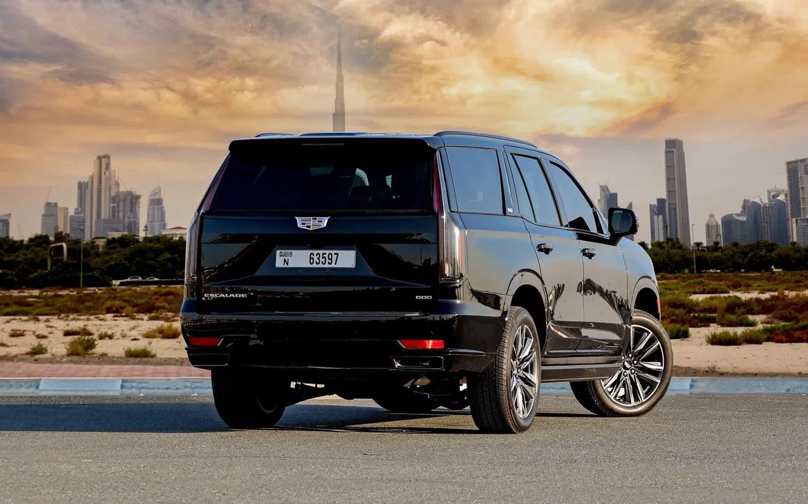 Cadillac Escalade Full Option Black - image 8