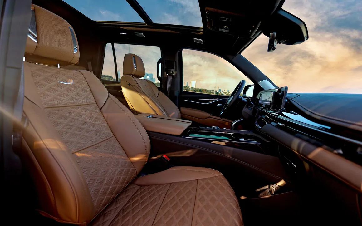 Cadillac Escalade Full Option Black - image 11