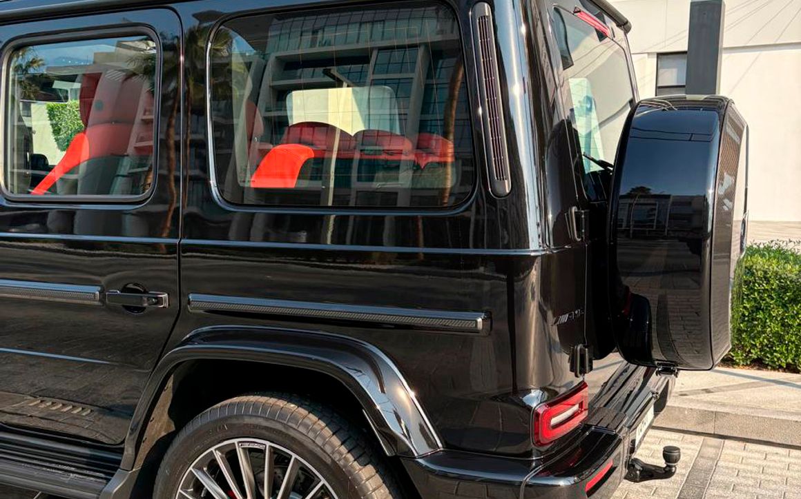 Mercedes G63 - image 6