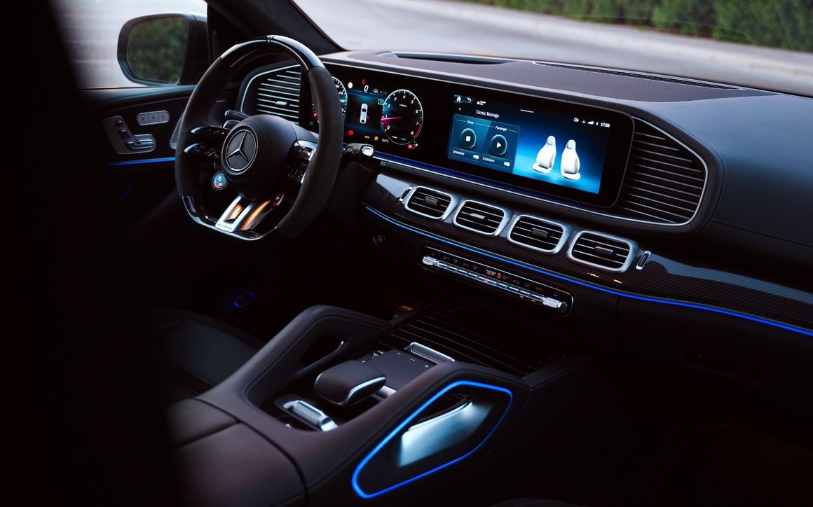 MERCEDES GLE 63 S AMG - image 3