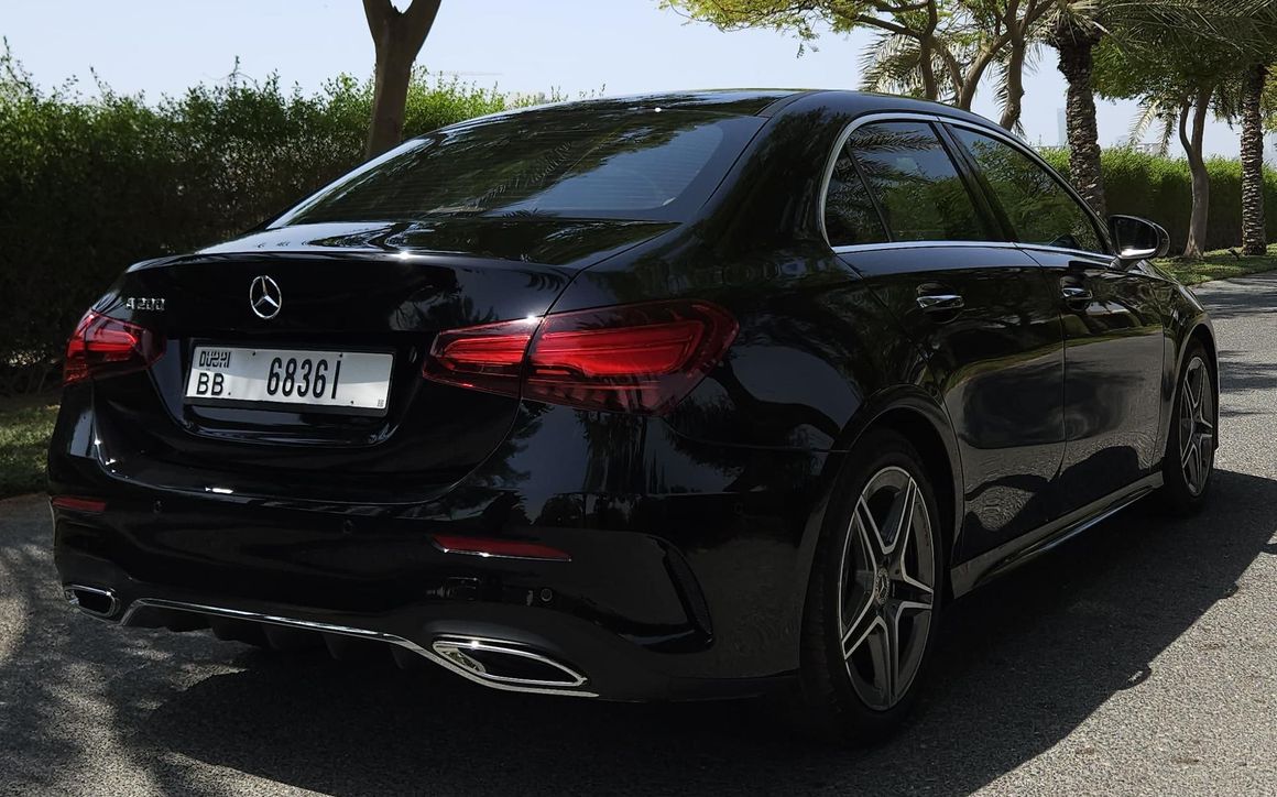 Mercedes A200 - image 8