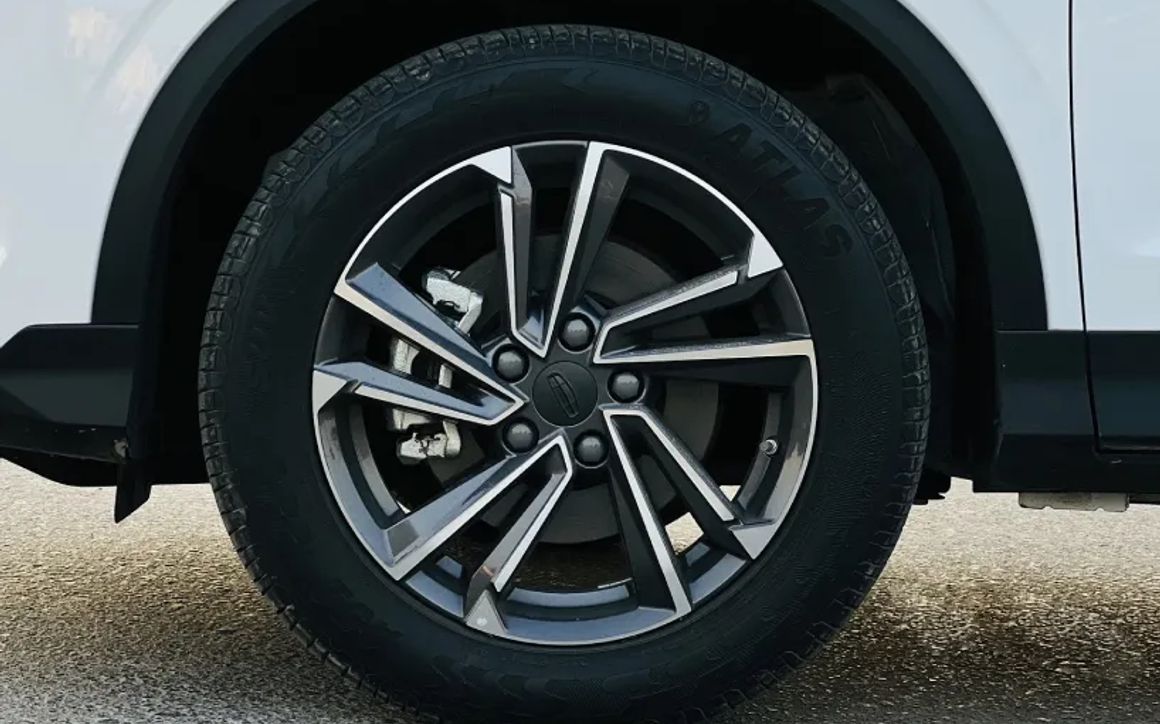Geely Coorlay - image 10