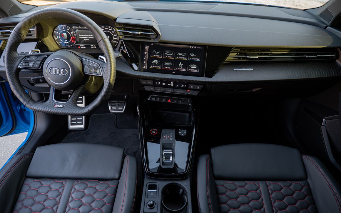 Audi RS3 Sportback - image 11