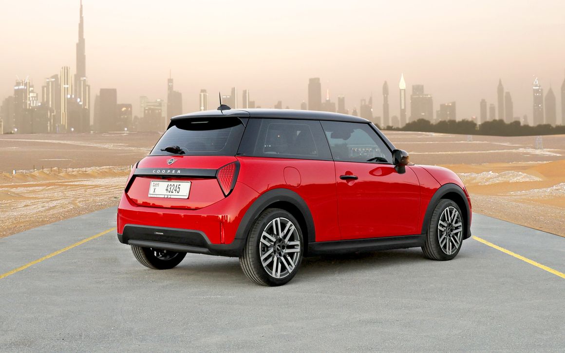 Mini Cooper - image 8