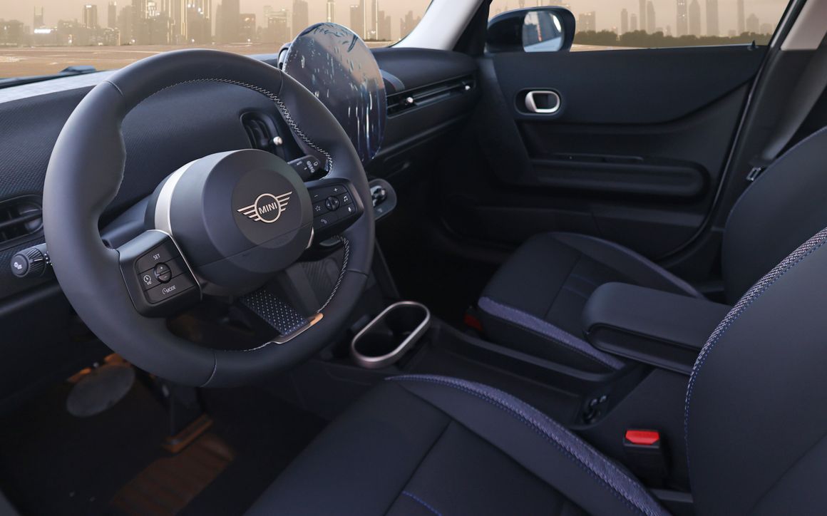 Mini Cooper - image 9