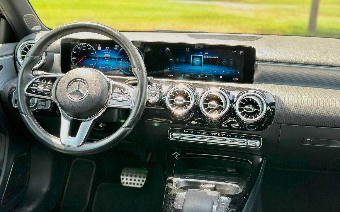 MERCEDES A220 - image 7