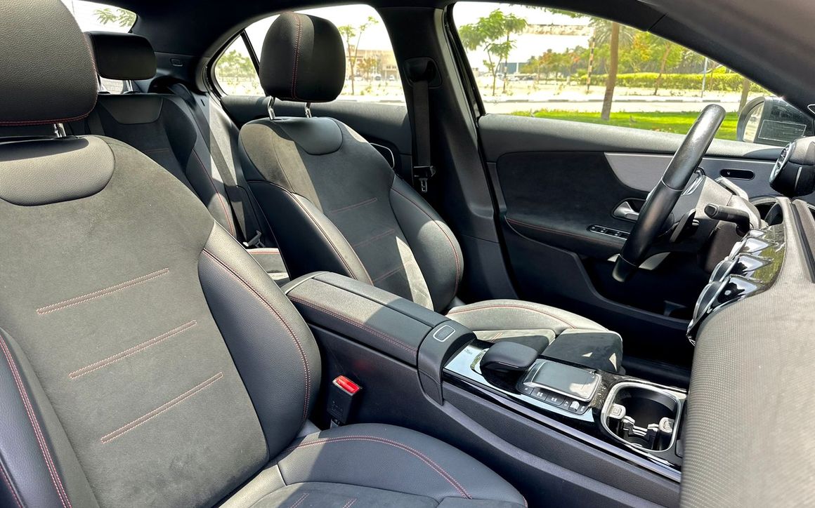 MERCEDES A220 - image 8