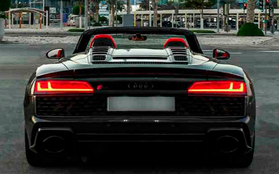 Audi Audi R8 - image 5
