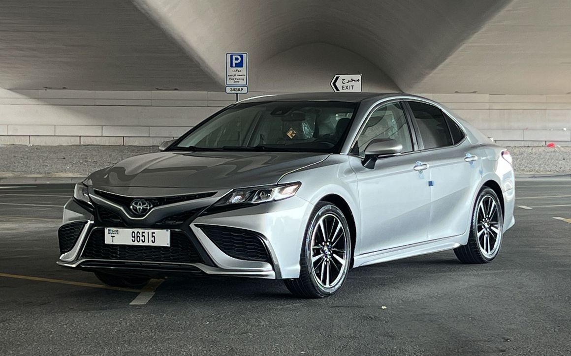 Toyota Camry - image 1