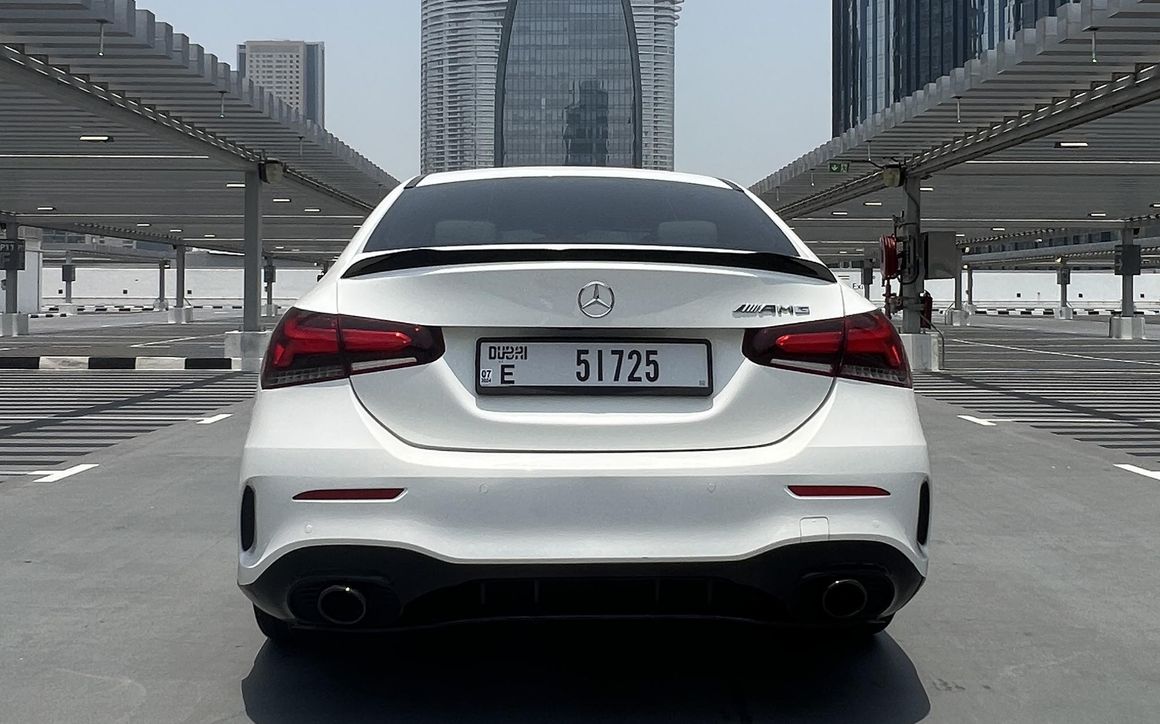 Mercedes A220 - image 5