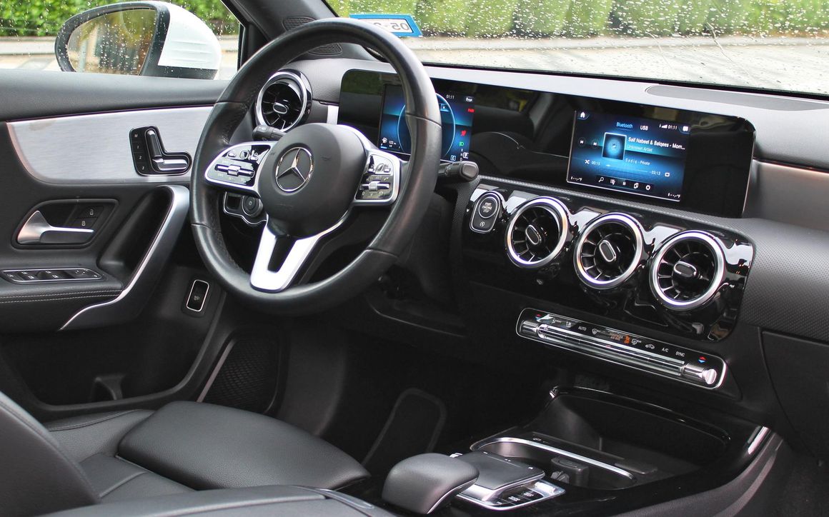 MERCEDES A220 - image 7