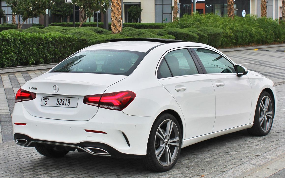 MERCEDES A220 - image 5