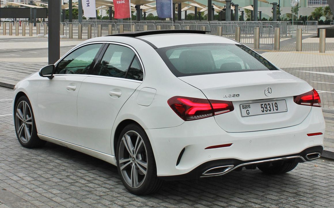MERCEDES A220 - image 6