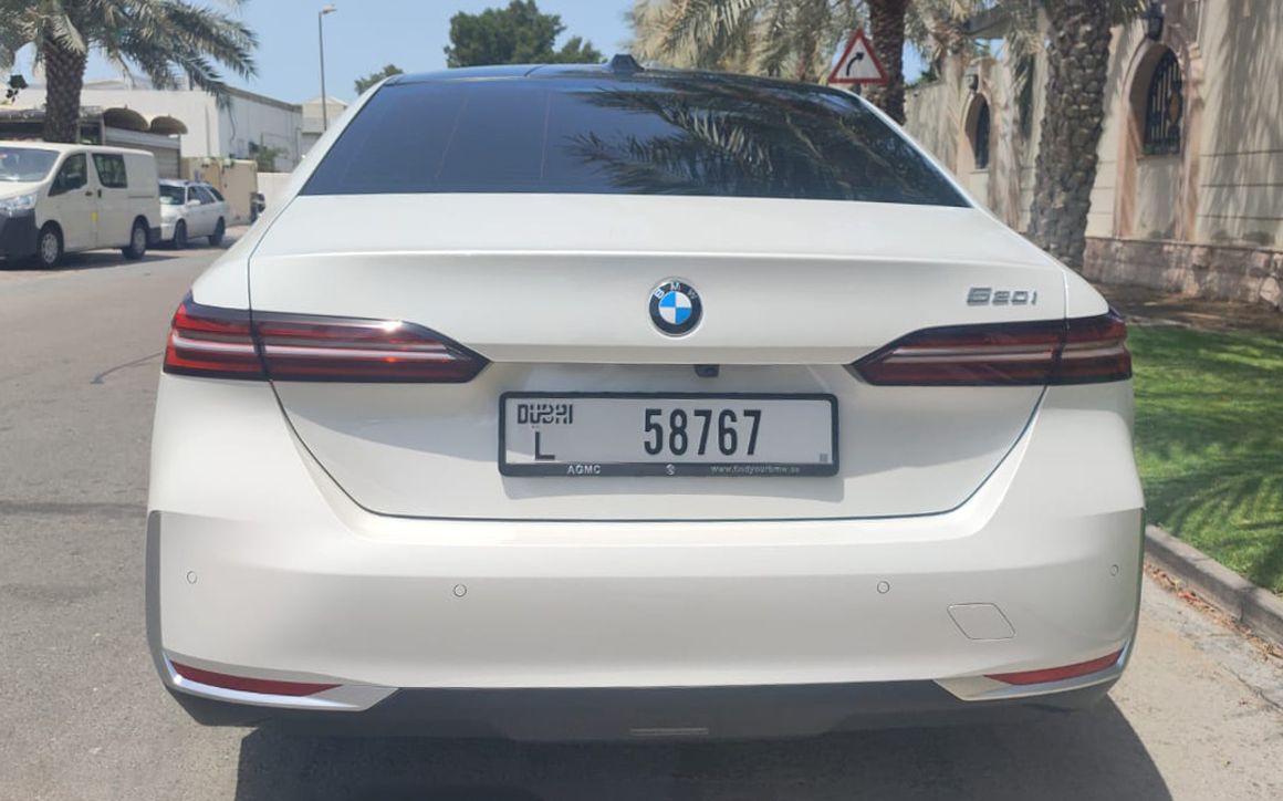 BMW 520I 2025 - image 6